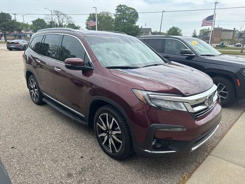 Used 2022 Honda Pilot Touring image 1