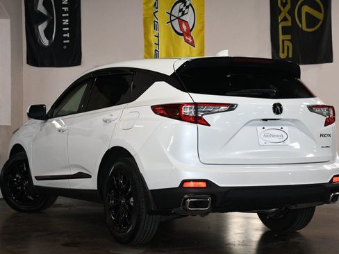 Used 2025 Acura RDX SH-AWD image 6