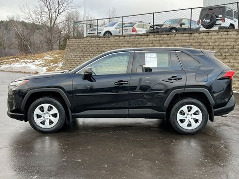 Used 2023 Toyota RAV4 LE image 38