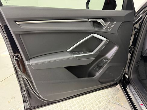 New 2025 Audi Q3 2.0T Premium image 25