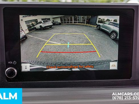 Used 2025 Toyota 4Runner SR5 AWD/4WD image 36