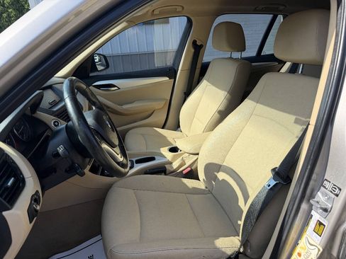Used 2014 BMW X1 sDrive28i RWD image 12