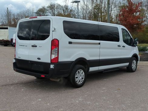 Used 2023 Ford Transit 350 XLT image 8