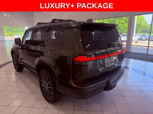 Certified 2025 Lexus GX 550 w/ Accessory Package (2T) AWD/4WD image 5