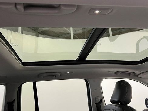 Used 2024 Jeep Grand Cherokee Limited 4xe image 17