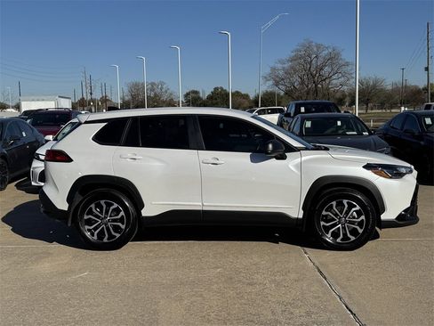 Used 2025 Toyota Corolla Cross AWD Hybrid image 5