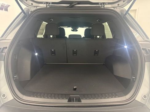 New 2026 Chevrolet Equinox LT AWD/4WD image 27