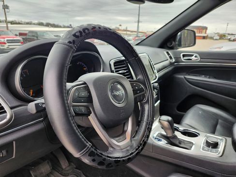 Used 2022 Jeep Grand Cherokee Limited w/ Tech Group image 20