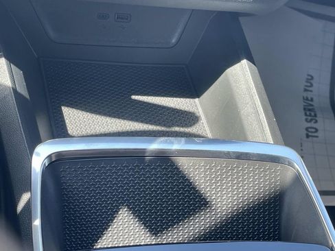 New 2026 Chevrolet Equinox LT w/ Safety and Technology Package FWD image 21