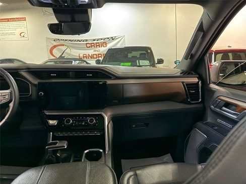 Used 2023 GMC Sierra 1500 Denali w/ Denali Reserve Package AWD/4WD image 38