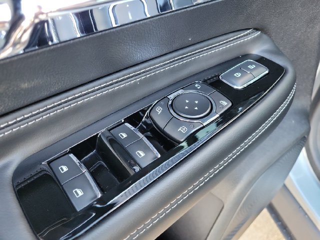 Used 2023 Lincoln Corsair AWD w/ Equipment Group 101A image 13