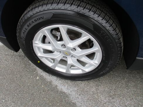 Certified 2022 Chevrolet Equinox LS w/ LS Convenience Package image 9