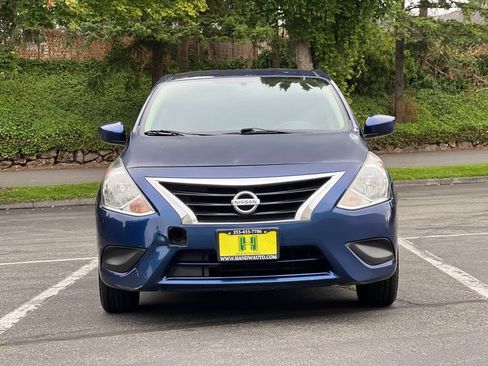 Used 2018 Nissan Versa SV FWD image 8