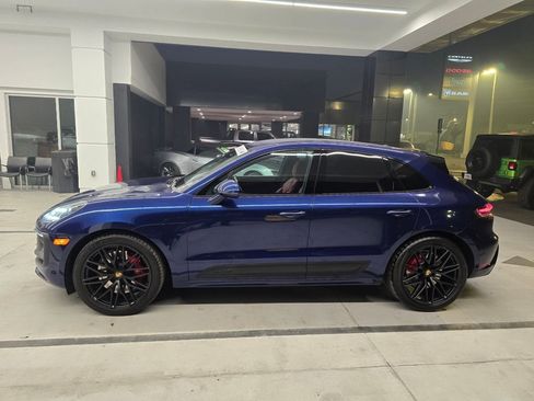 Used 2022 Porsche Macan GTS w/ Sport Chrono Package image 3
