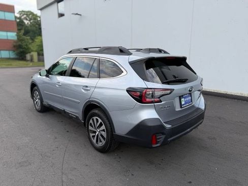 Used 2021 Subaru Outback Premium AWD/4WD image 9