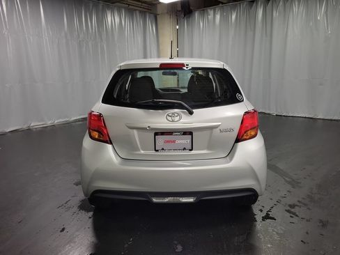 Used 2015 Toyota Yaris L FWD image 7