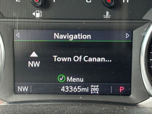 Used 2023 GMC Acadia AT4 w/ Preferred Package AWD/4WD image 11