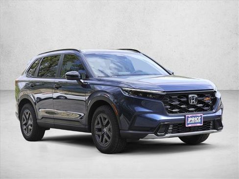 Used 2026 Honda CR-V TrailSport image 3