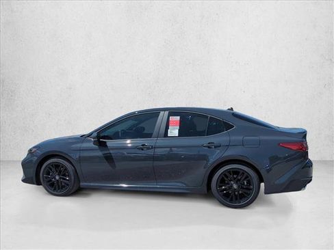 Used 2026 Toyota Camry SE FWD image 8