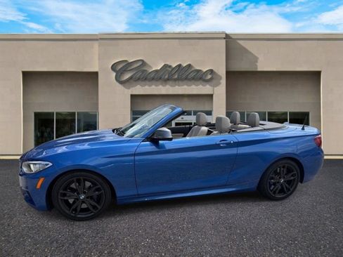 Used 2016 BMW M235i Convertible RWD image 8