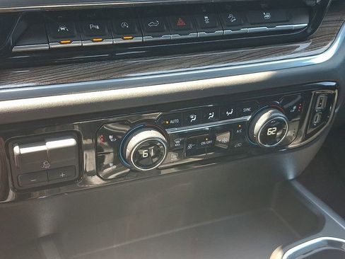 Certified 2023 Chevrolet Silverado 1500 LT Trail Boss w/ LT Trail Boss Premium Package AWD/4WD image 17