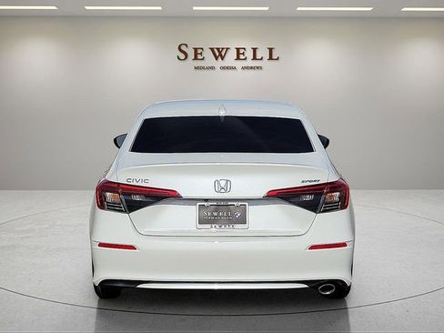 Used 2022 Honda Civic Sport image 4