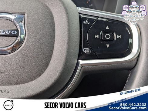 Used 2023 Volvo XC60 B5 Plus w/ Climate Package AWD/4WD image 21