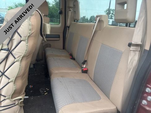 Used 2016 Ford F250 XLT w/ XLT Value Package AWD/4WD image 6