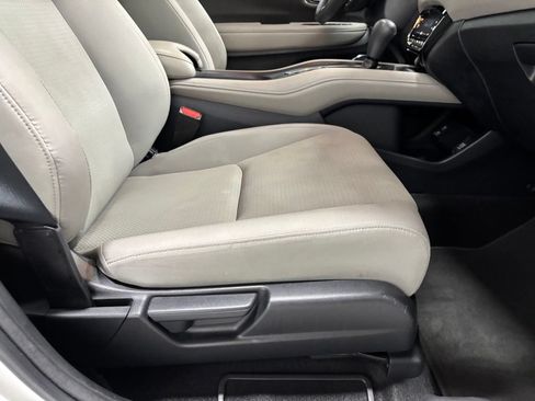 Used 2019 Honda HR-V EX image 56