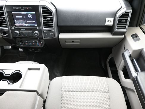 Used 2015 Ford F150 XLT w/ Equipment Group 302A Luxury image 36