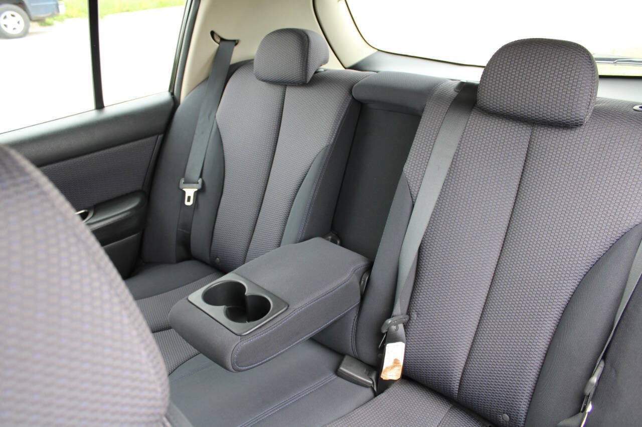 Used 2007 Nissan Versa Hatchback w/ ABS Pkg FWD image 17