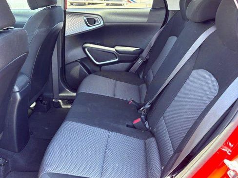 Used 2024 Kia Soul LX w/ Option Group 015 FWD image 14