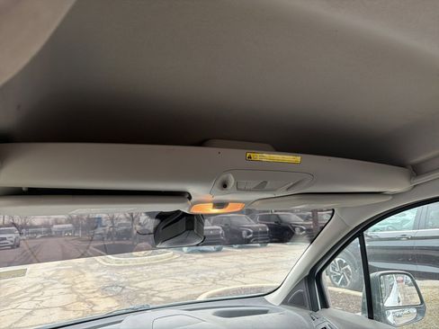 Used 2019 Ford Transit Connect XL image 11