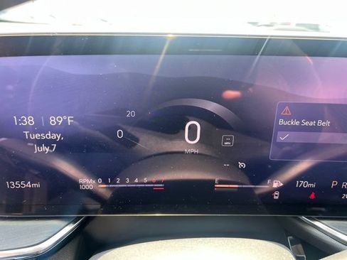 Used 2025 Buick Envision Preferred AWD/4WD image 27
