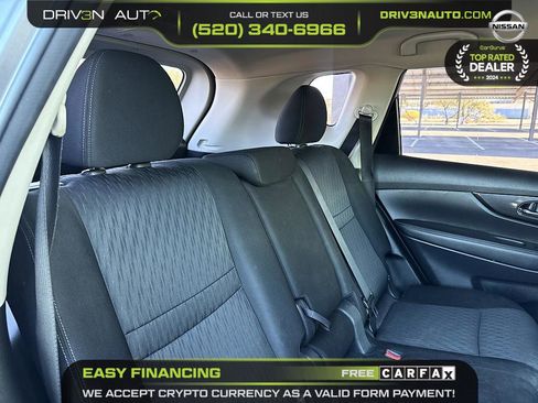 Used 2018 Nissan Rogue S image 13