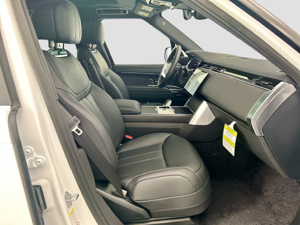 New 2026 Land Rover Range Rover Long Wheelbase SE AWD/4WD image 19
