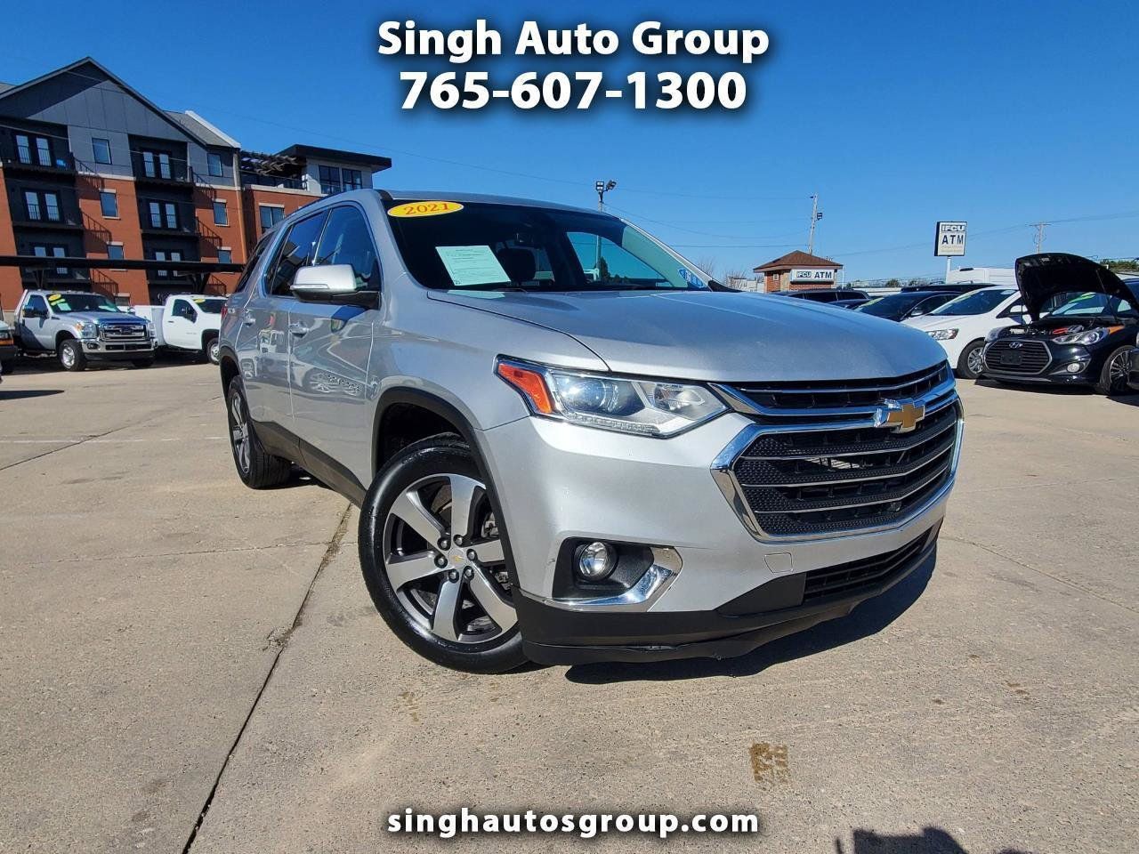 Used 2021 Chevrolet Traverse LT w/ LT Premium Package FWD image 1