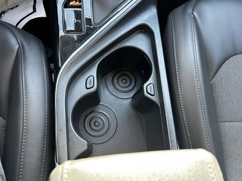 Used 2023 Kia Niro EX image 22