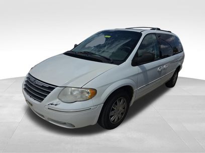 Used 2007 Chrysler Town & Country Touring w/ Luxury Group