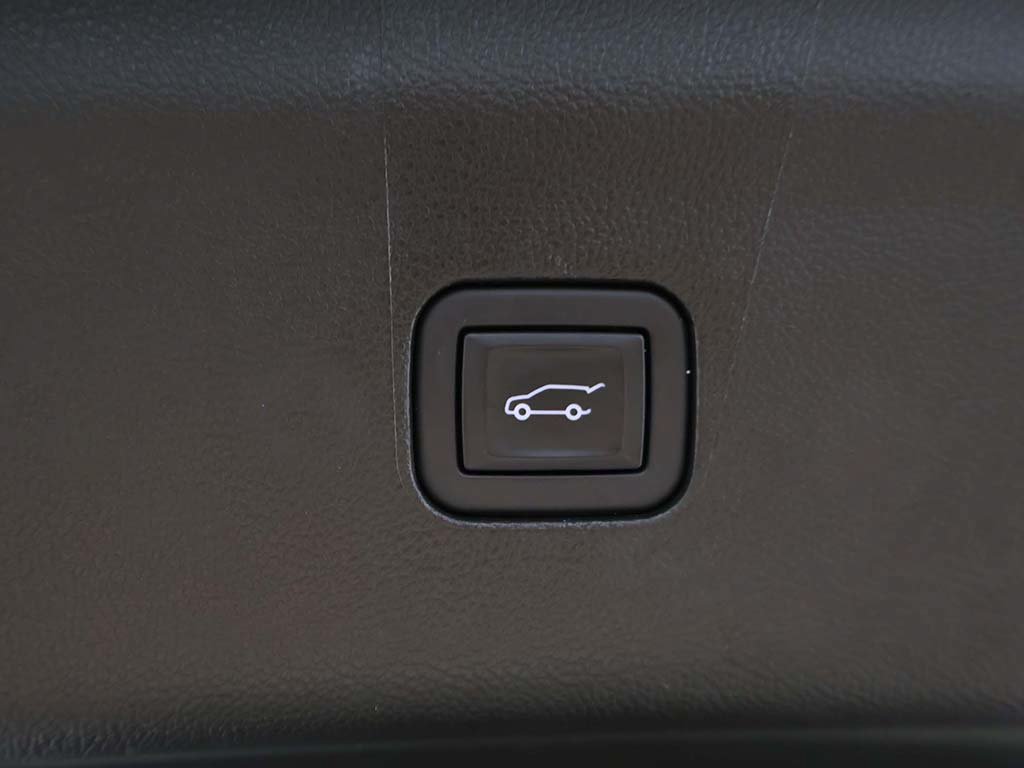 Used 2023 Buick Enclave Essence w/ Experience Buick Package AWD/4WD image 22