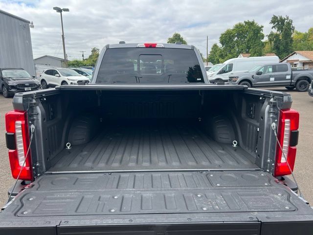 Used 2024 Ford F250 Lariat w/ Lariat Ultimate Package AWD/4WD image 11