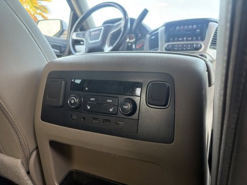 Used 2018 GMC Yukon SLT w/ Open Road Package image 14