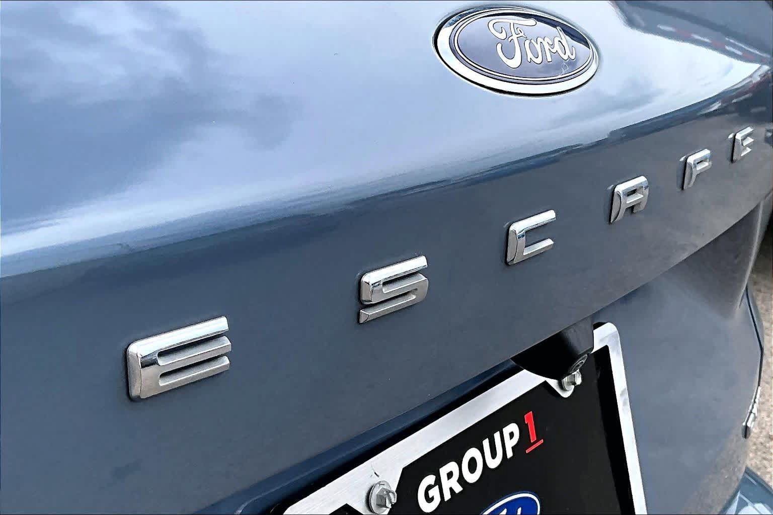Used 2023 Ford Escape ST-Line w/ Tech Pack #1 AWD/4WD image 10