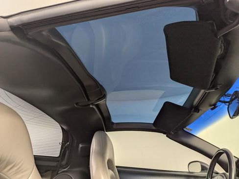 Used 2003 Chevrolet Corvette Coupe w/ Preferred Equipment Group RWD image 25