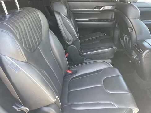 Used 2023 Hyundai Palisade Limited w/ Cargo Package FWD image 35