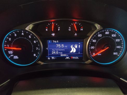 Used 2020 Chevrolet Equinox LT w/ LPO, Floor Liner Package image 23