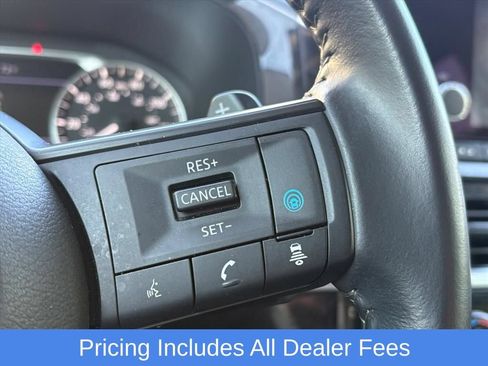 Used 2024 Nissan Pathfinder SV AWD/4WD image 13