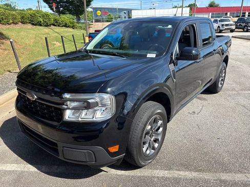 Used 2022 Ford Maverick XLT w/ Equipment Group 300A Standard AWD/4WD image 2