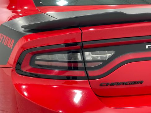 Used 2019 Dodge Charger Scat Pack w/ Daytona Edition Group RWD image 32