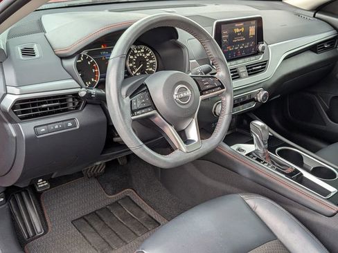 Used 2023 Nissan Altima 2.5 SR FWD image 31